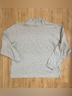 L.L. Bean Light Gray Long Sleeve Mock Neck Tee